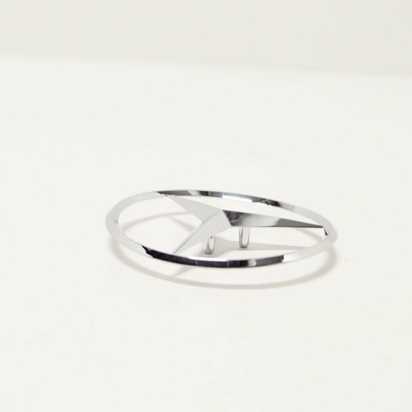 NEW MERCEDES BENZ C W202 REAR TAILGATE BOOT LID EMBLEM STAR A2027580158 ORIGINAL