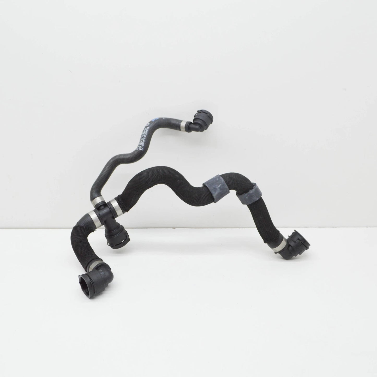 NEW MERCEDES-BENZ C W205 COOLER COOLANT FILLING HOSE A2055011691 ORIGINAL