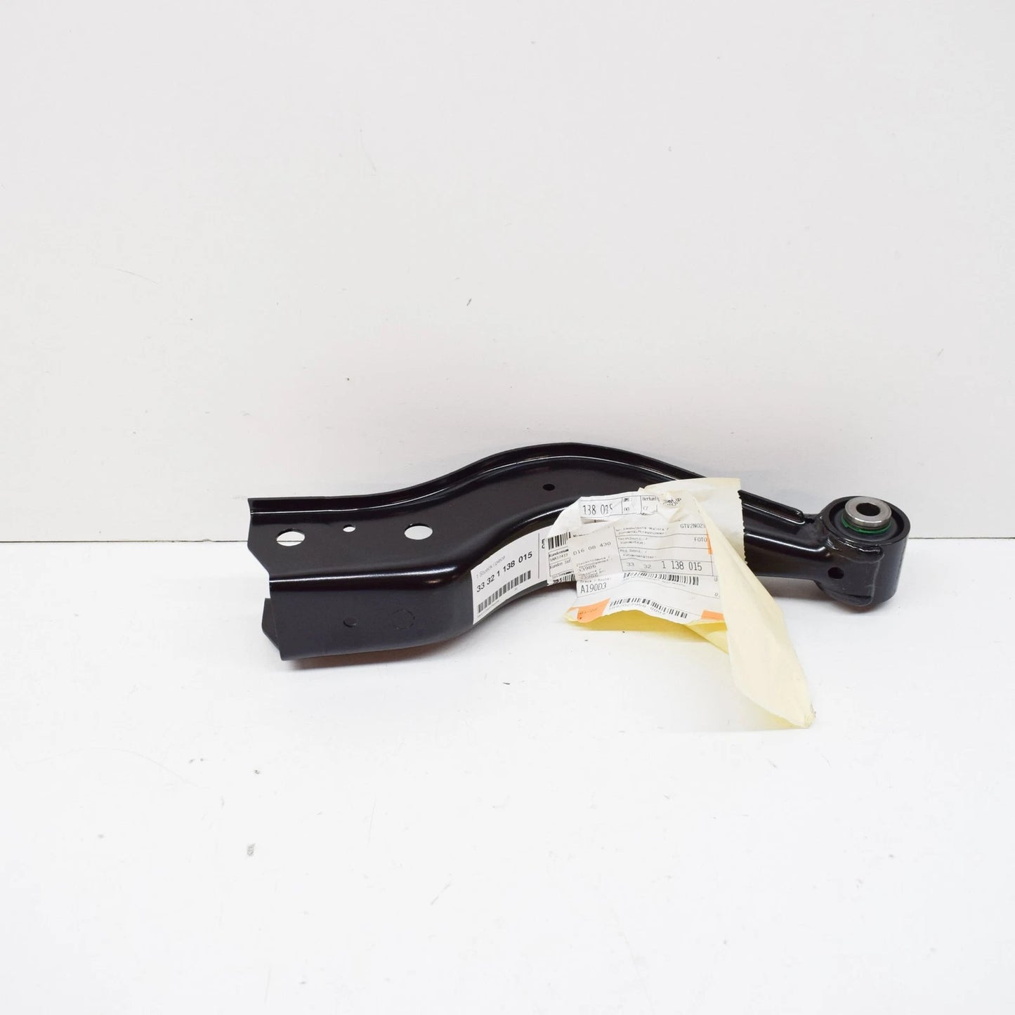 NEW BMW 8 E31 REAR AXLE UPPER CONTROL ARM 33321138015 ORIGINAL