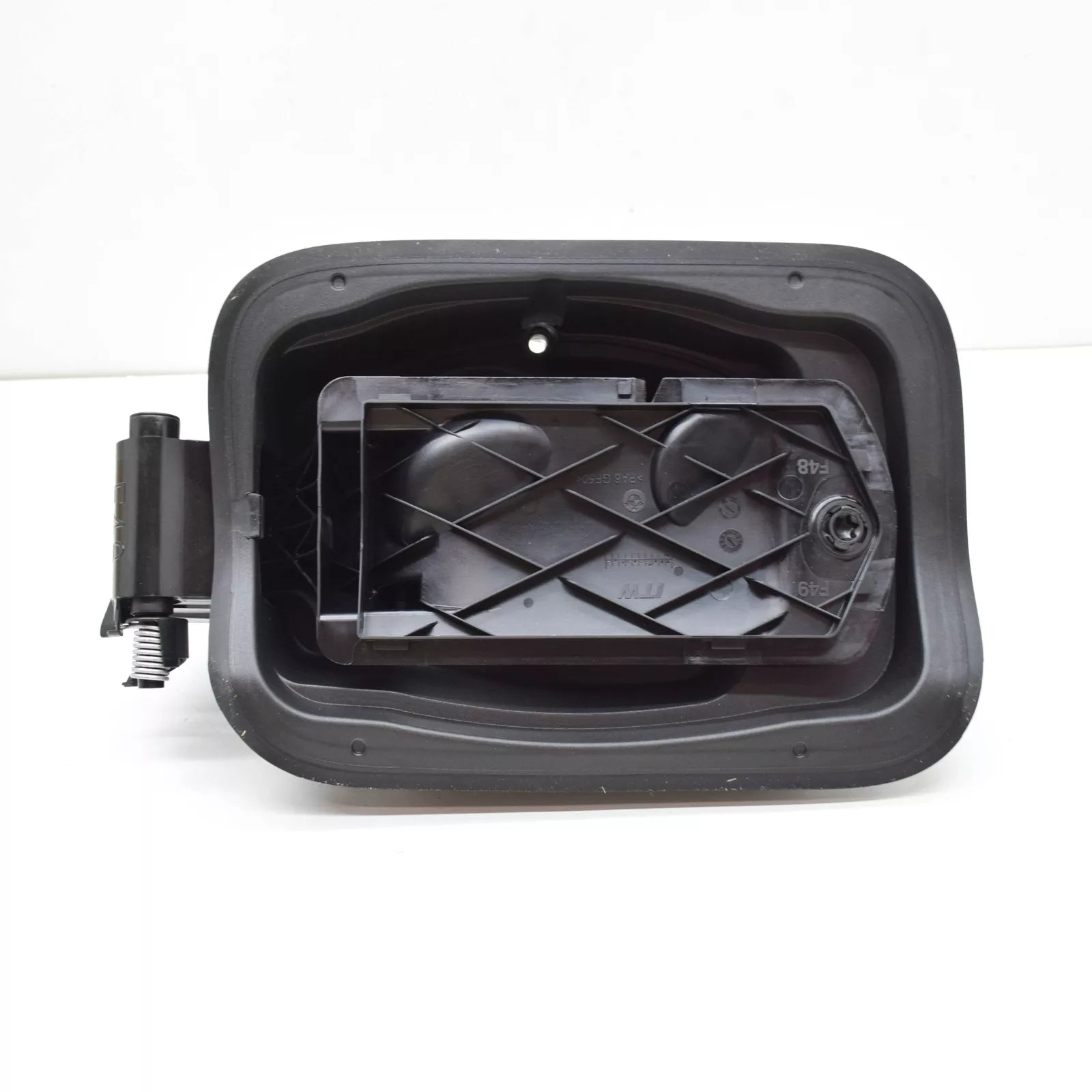 NEW BMW X1 F48 FUEL TANK FLAP 51177458867 7458867 ORIGINAL