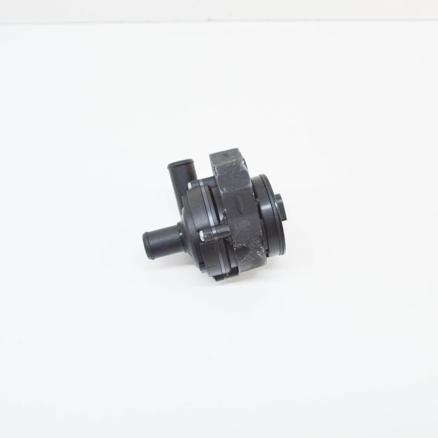 NEW MERCEDES-BENZ S W221 ENGINE AUXILIARY WATER PUMP A2215000286 ORIGINAL