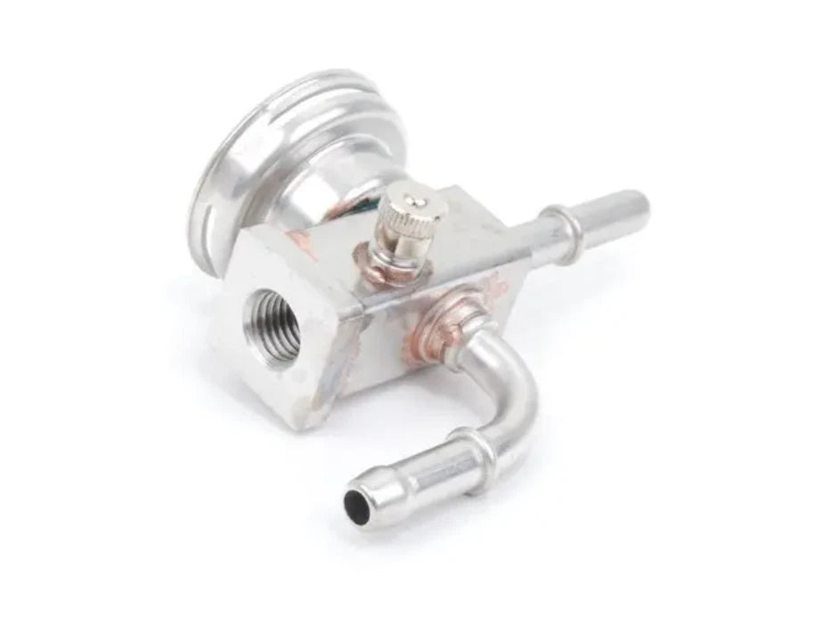 NEW BMW 3 E46 FUEL PRESSURE REGULATOR HOUSING 13537830368 7830368 ORIGINAL