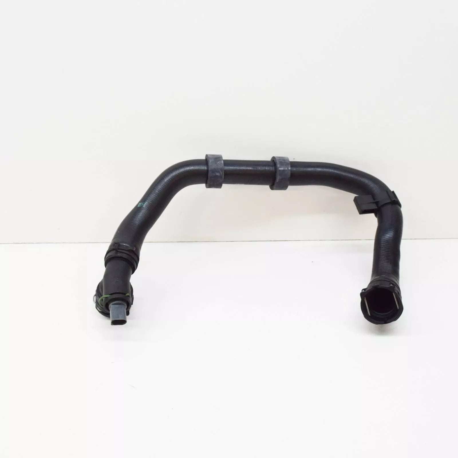 NEW VOLKSWAGEN GOLF MK7 RADIATOR LOWER HOSE 5Q0122051CT