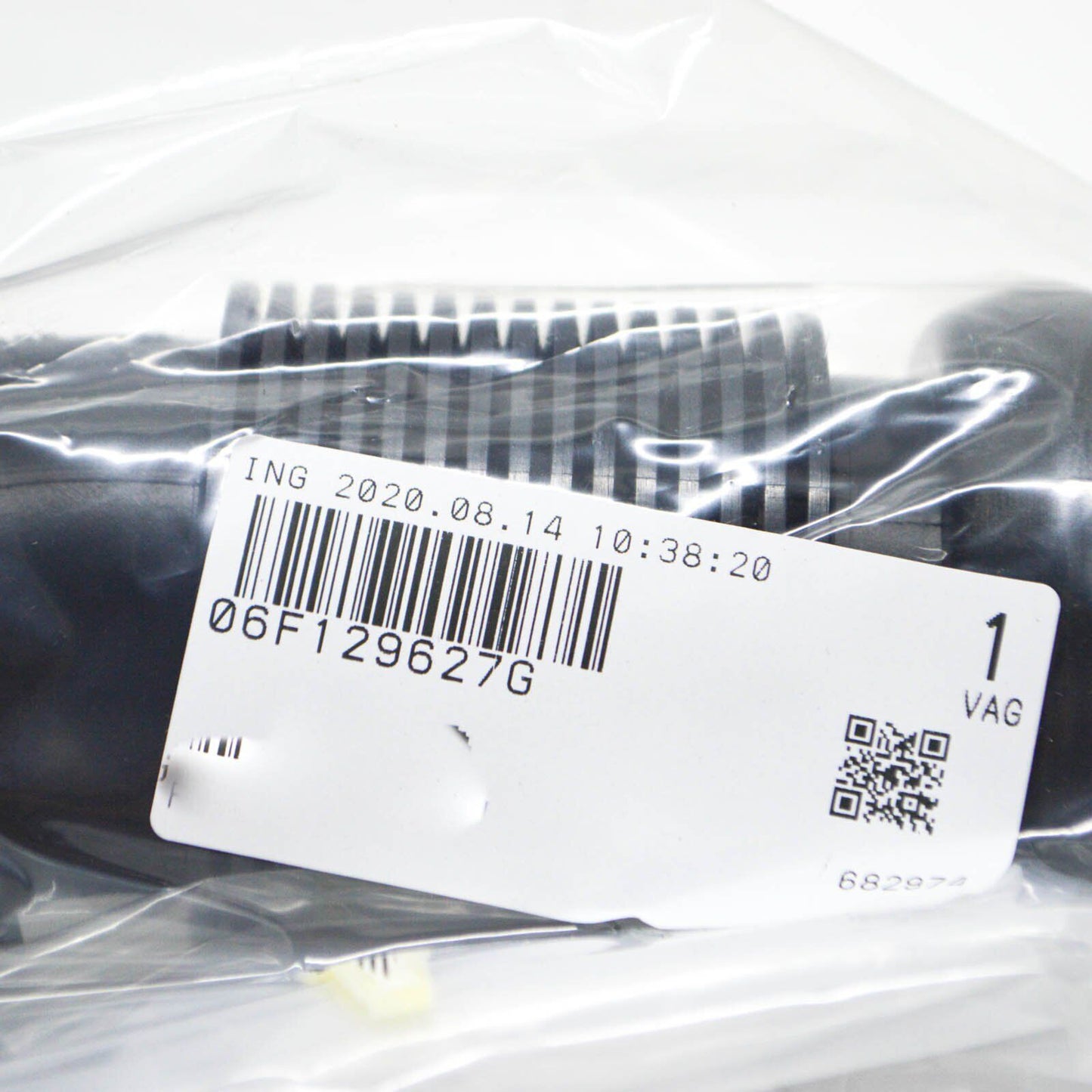 NEW AUDI A3 8P AIR INTAKE PIPE 06F129627G ORIGINAL