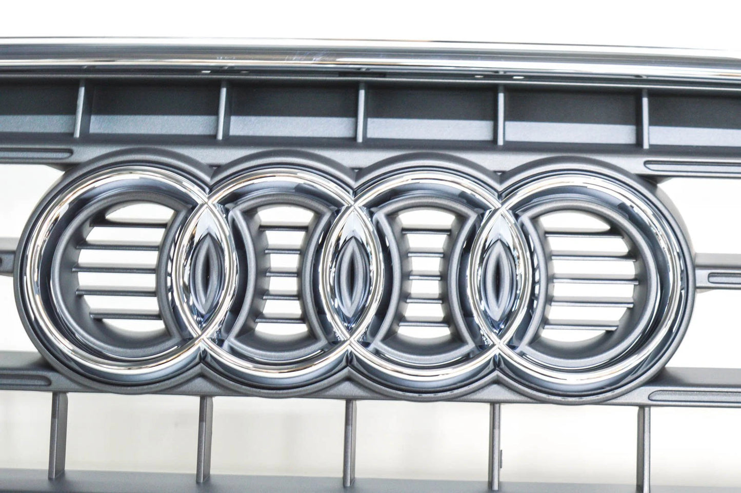 NEW AUDI A5 S F5A FRONT BUMPER RADIATOR GRIILE 8T0853651E1QP ORIGINAL