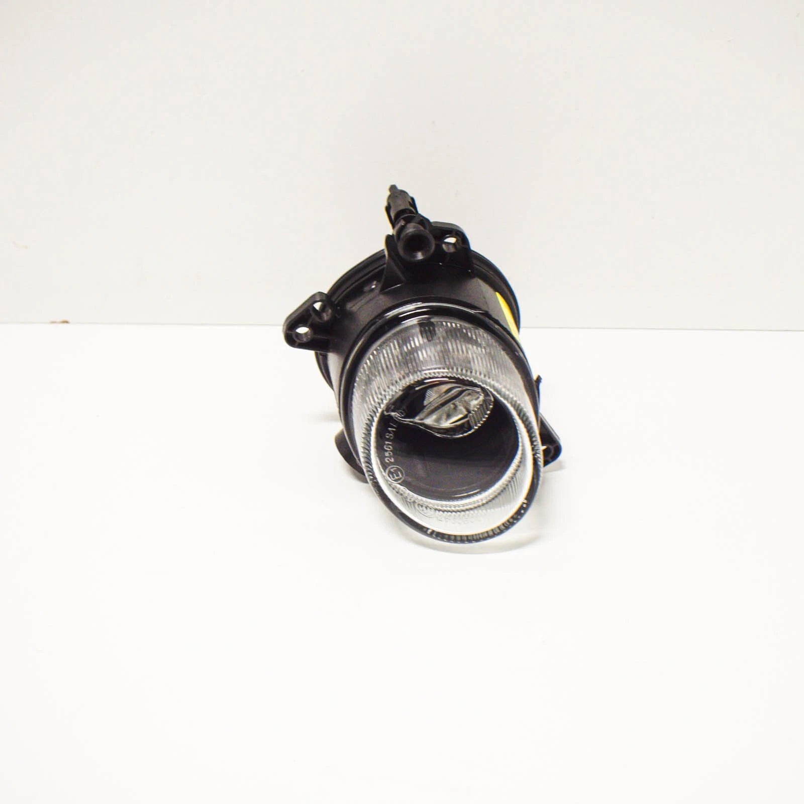 NEW MB E W212 FRONT LEFT FOG LIGHT A2128200956
