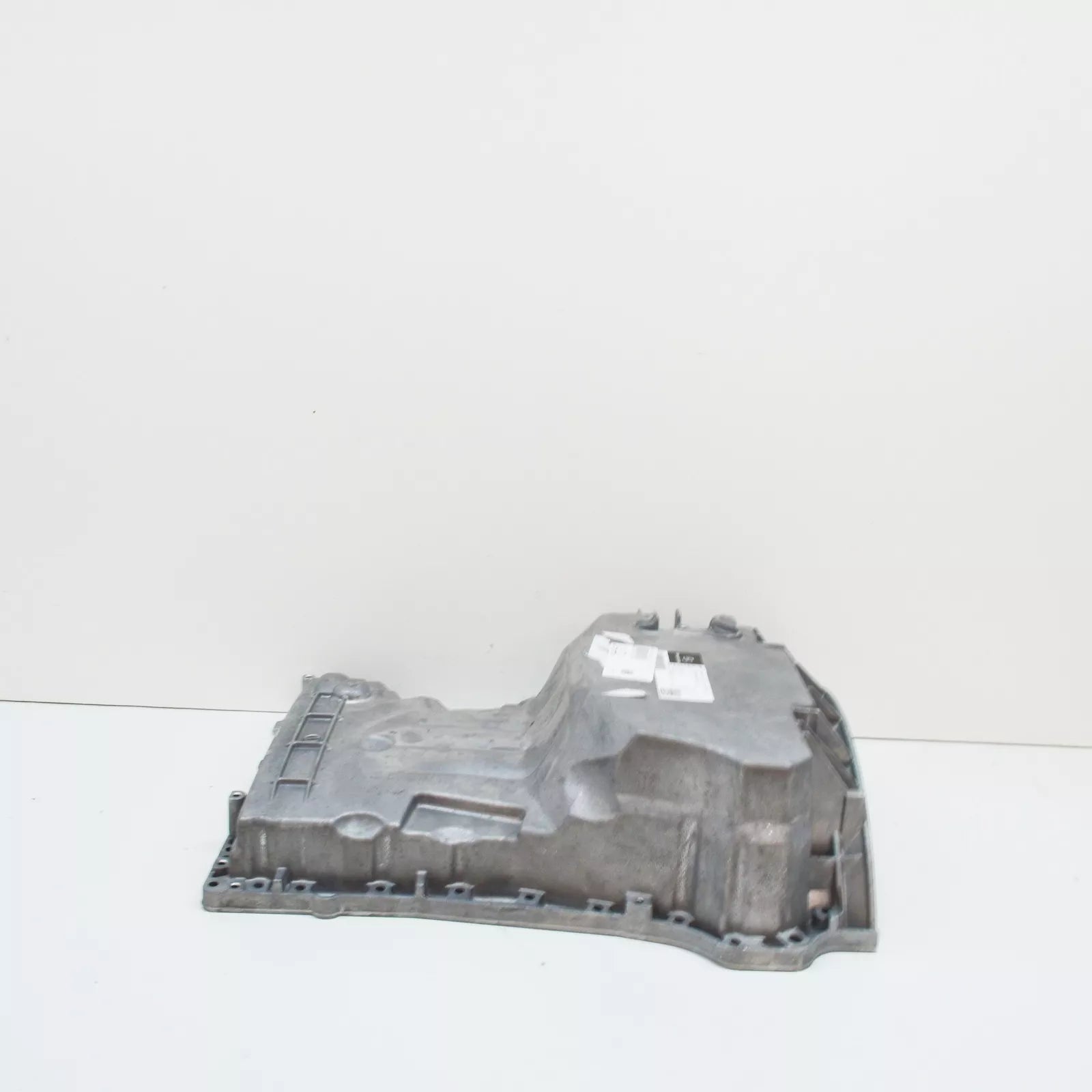 NEW MERCEDES-BENZ C W204 CRANKCASE OIL PAN A2710101013