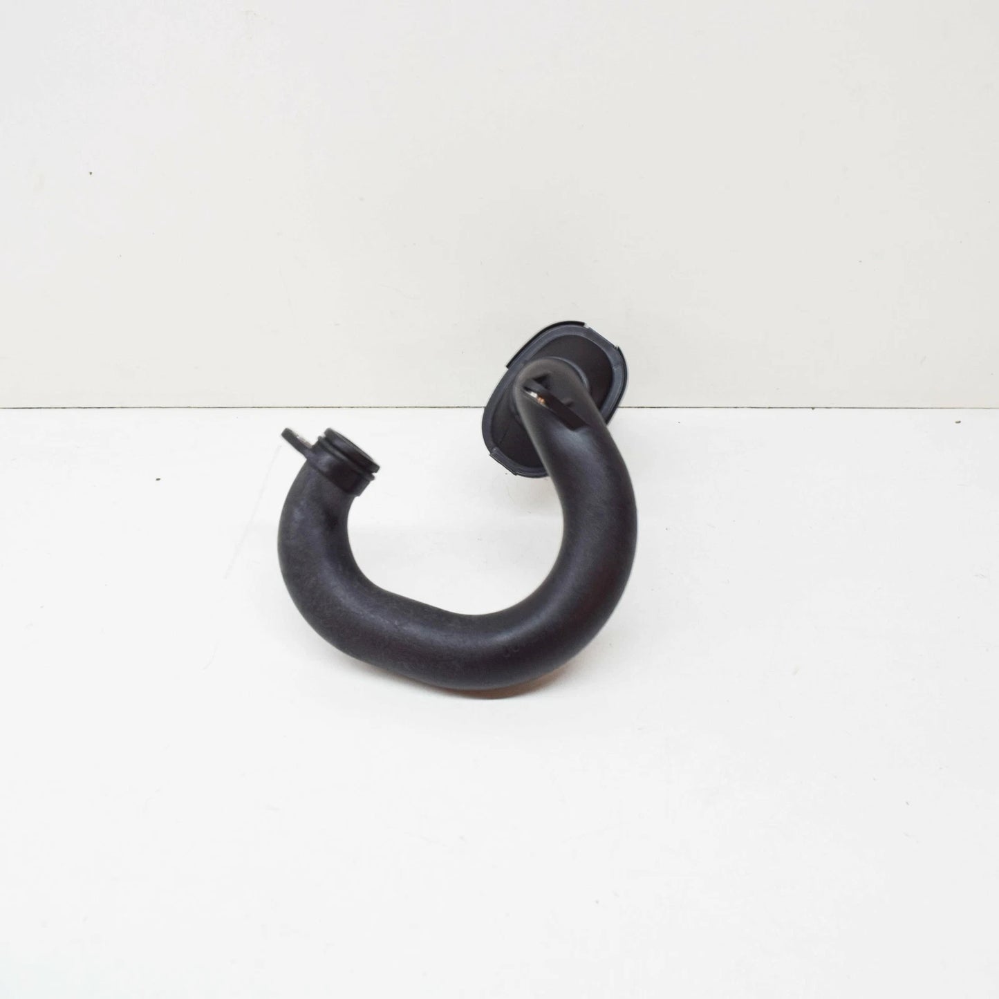 NEW MERCEDES BENZ ML W164 OIL PICK UP TUBE A2721800152