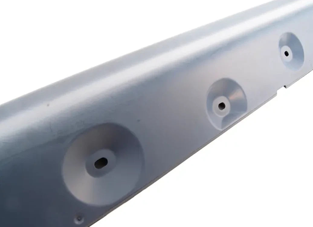 NEW BMW 3 E46 RIGHT SIDE SIDESKIRT 8211944 51718211944 ORIGINAL