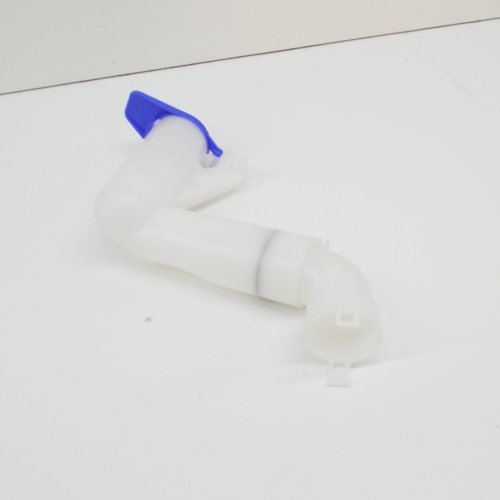 new ford mondeo mk4 water reservoir filler assy 6m21-17c615-ah 1557920 original