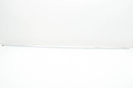 NEW MERCEDES-BENZ S W221 FRONT RIGHT DOOR BOTTOM TRIM A2216904280 ORIGINAL