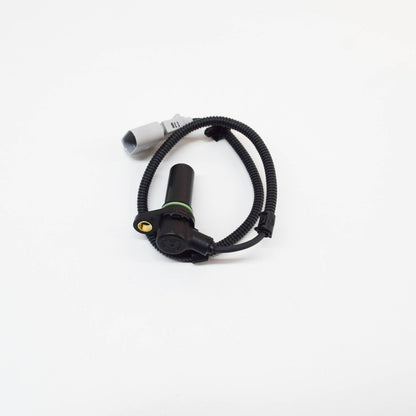 NEW VOLKSWAGEN BEETLE 9C1 CRANKSHAFT POSITION SENSOR 038957147F ORIGINAL