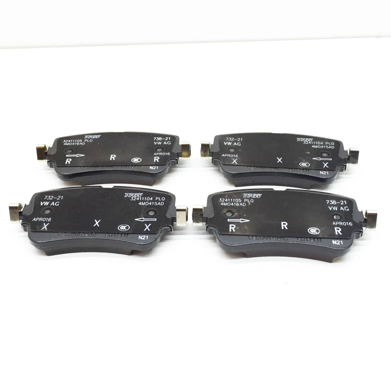 NEW AUDI Q7 4M REAR BRAKE PADS SET 4M0698451BM ORIGINAL