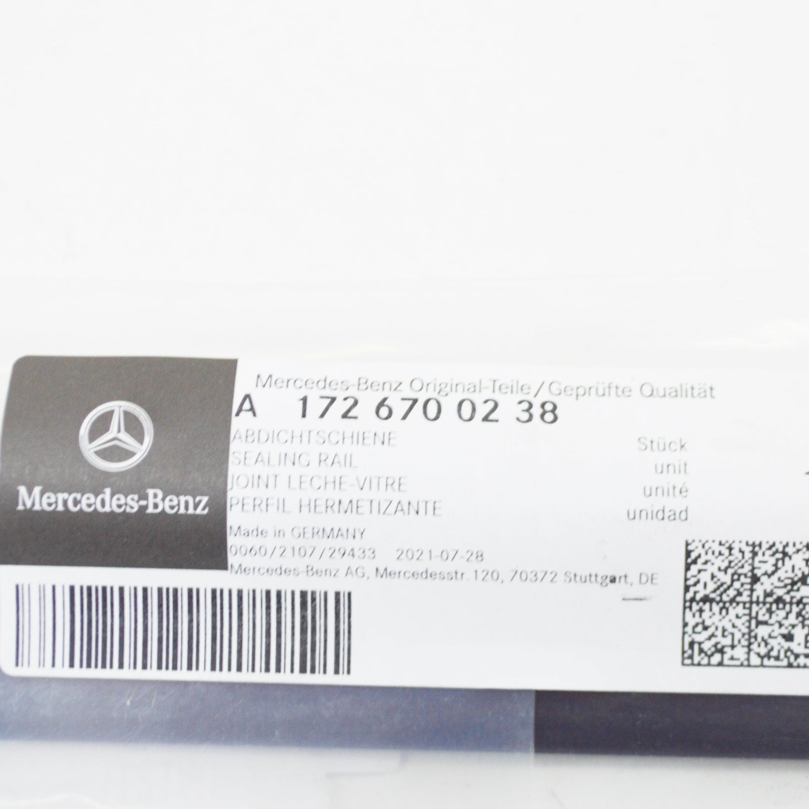NEW MB SLK R172 REAR RIGHT SIDE WINDOW OUTSIDE SEALING RAIL A1726700238 ORIGINAL