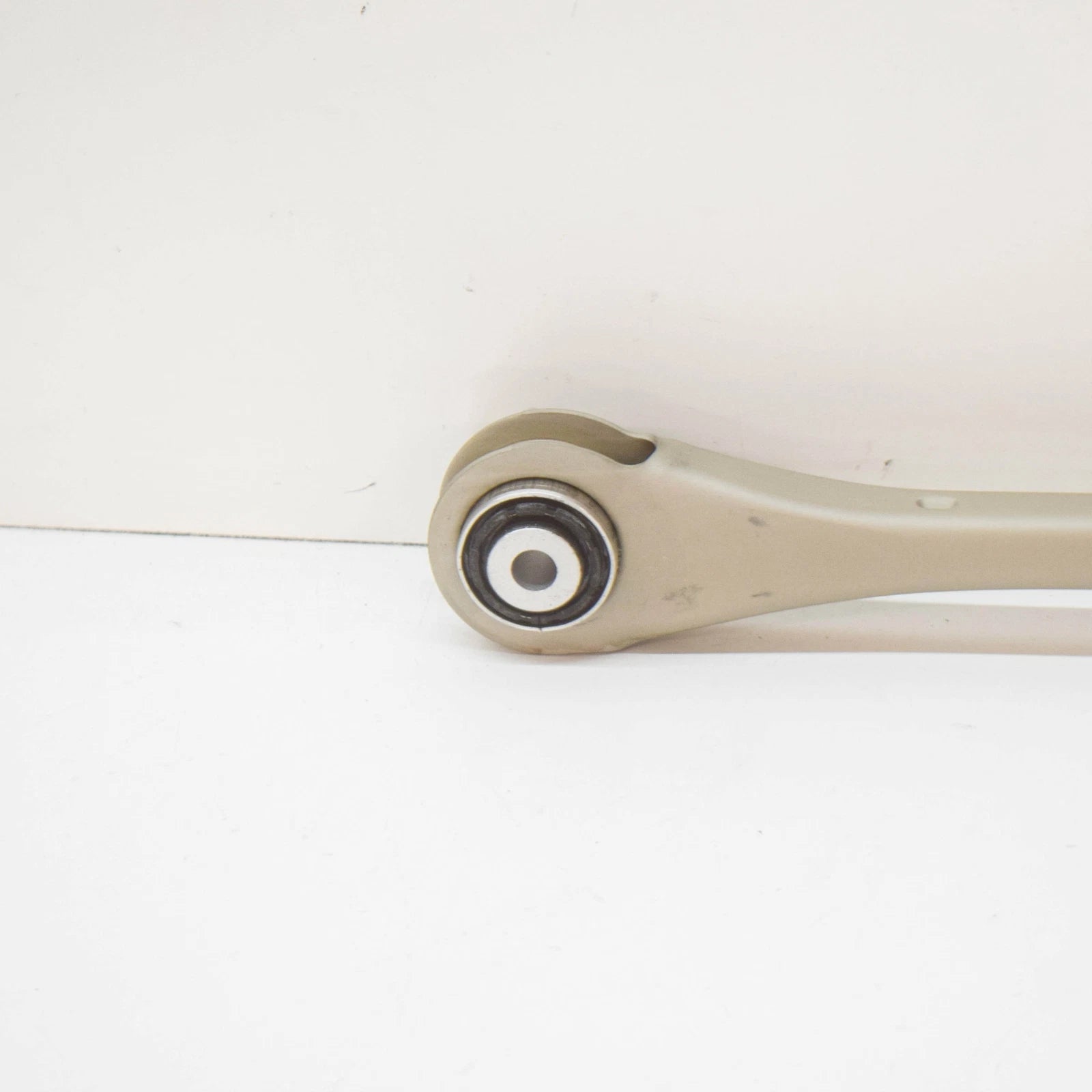 NEW AUDI Q7 4M REAR RIGHT WISHBONE 4M0501530Q 2016