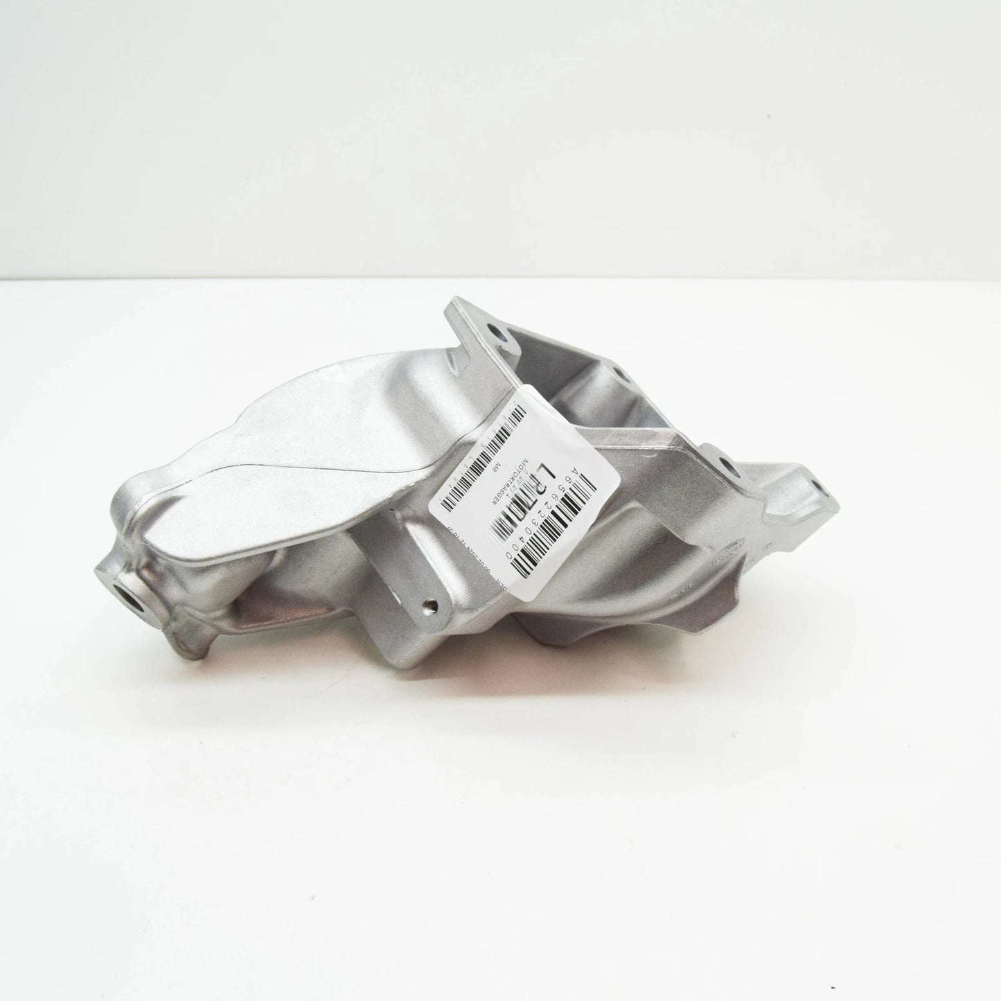 NEW MERCEDES-BENZ S W222 ENGINE BRACKET RIGHT SIDE A6562230400 ORIGINAL