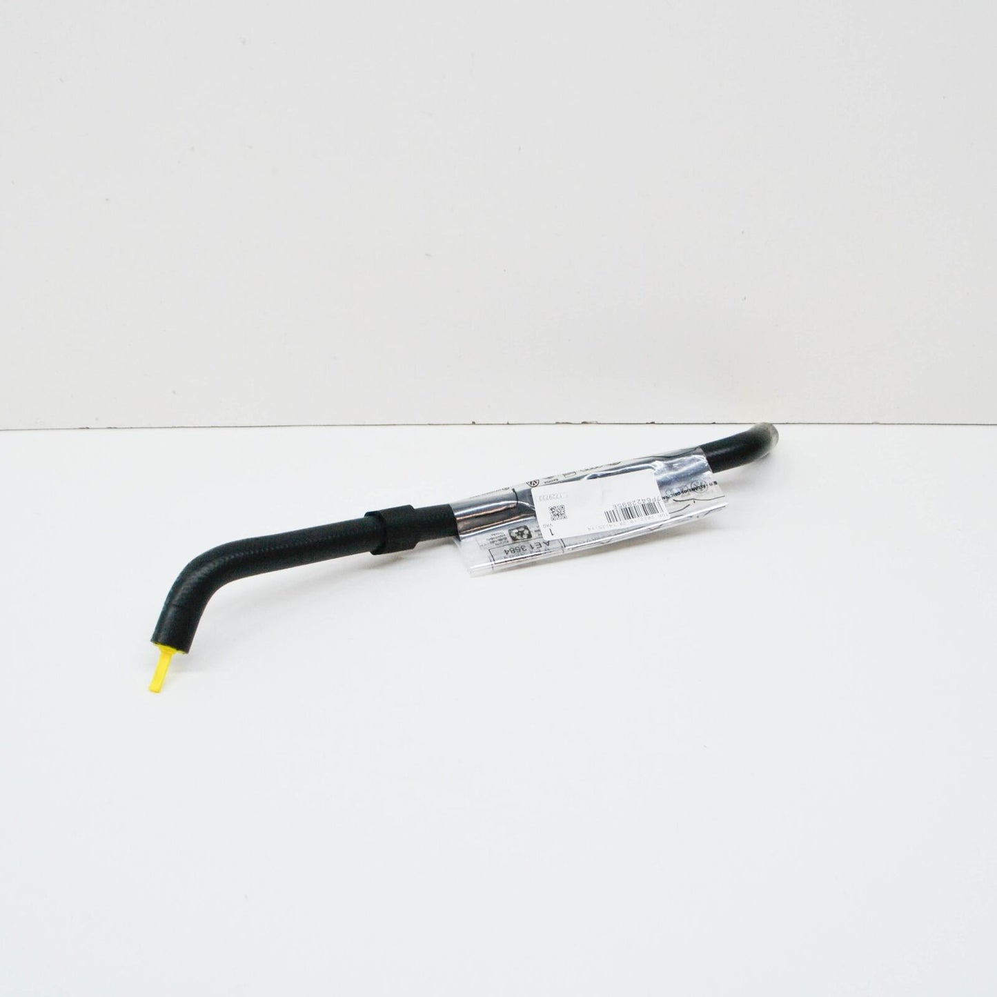 NEW VW TOUAREG 7P POWER STEERING RETURN HOSE 7P6422895E ORIGINAL