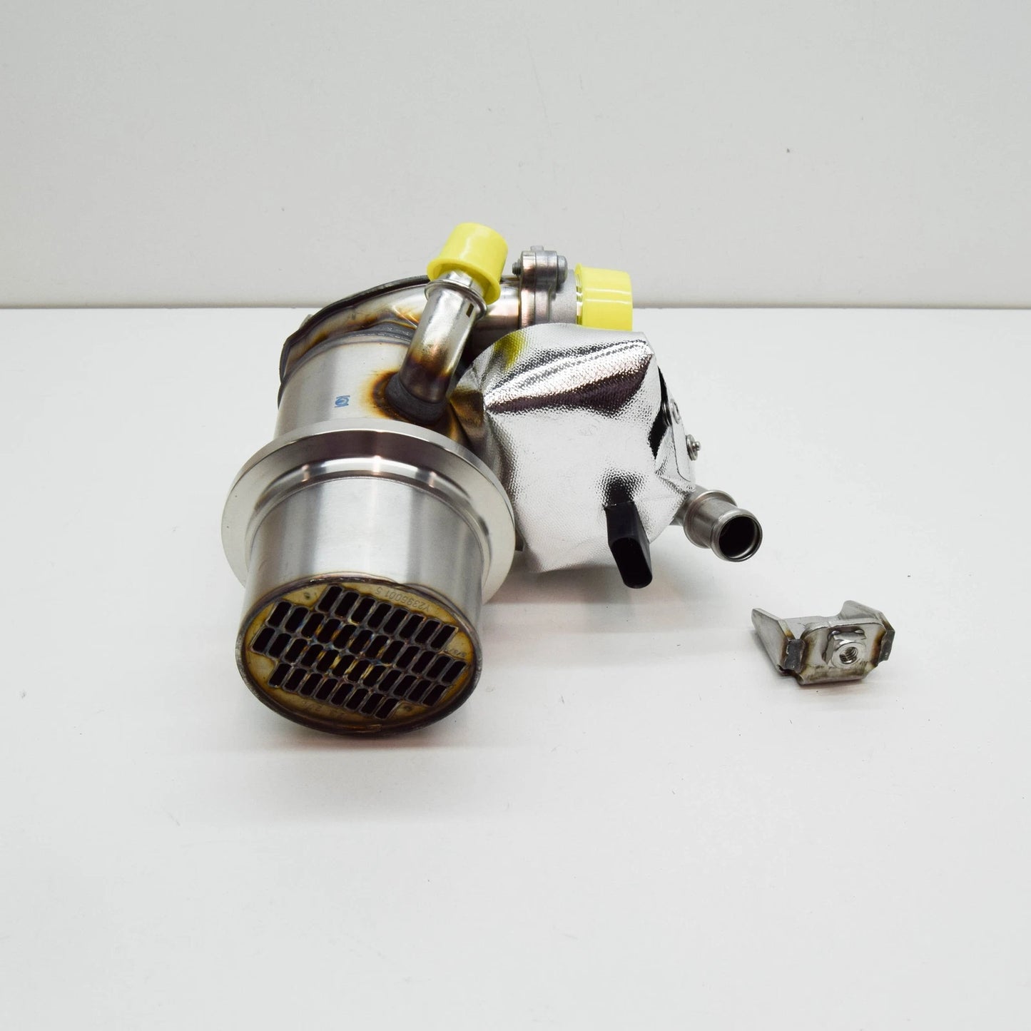 NEW AUDI Q3 F3 EGR COOLER 04L131512BQ ORIGINAL