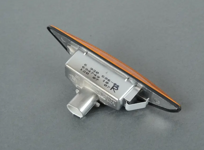 new bmw 3 e46 front right fender turn signal 6920686 63136920686 original