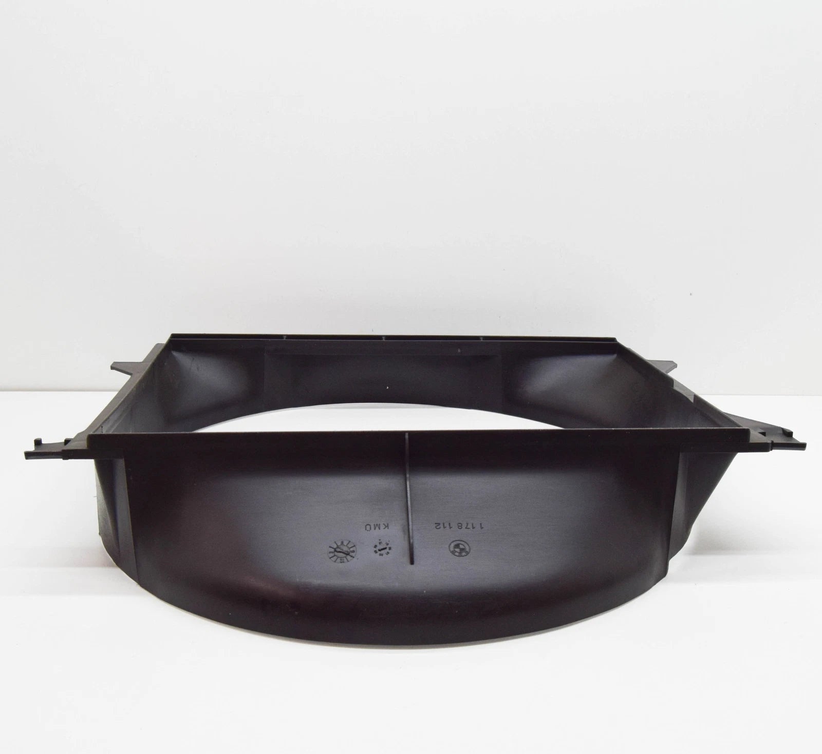 NEW BMW 5 E28 RADIATOR FAN SHROUD 17111178112 1178112 ORIGINAL