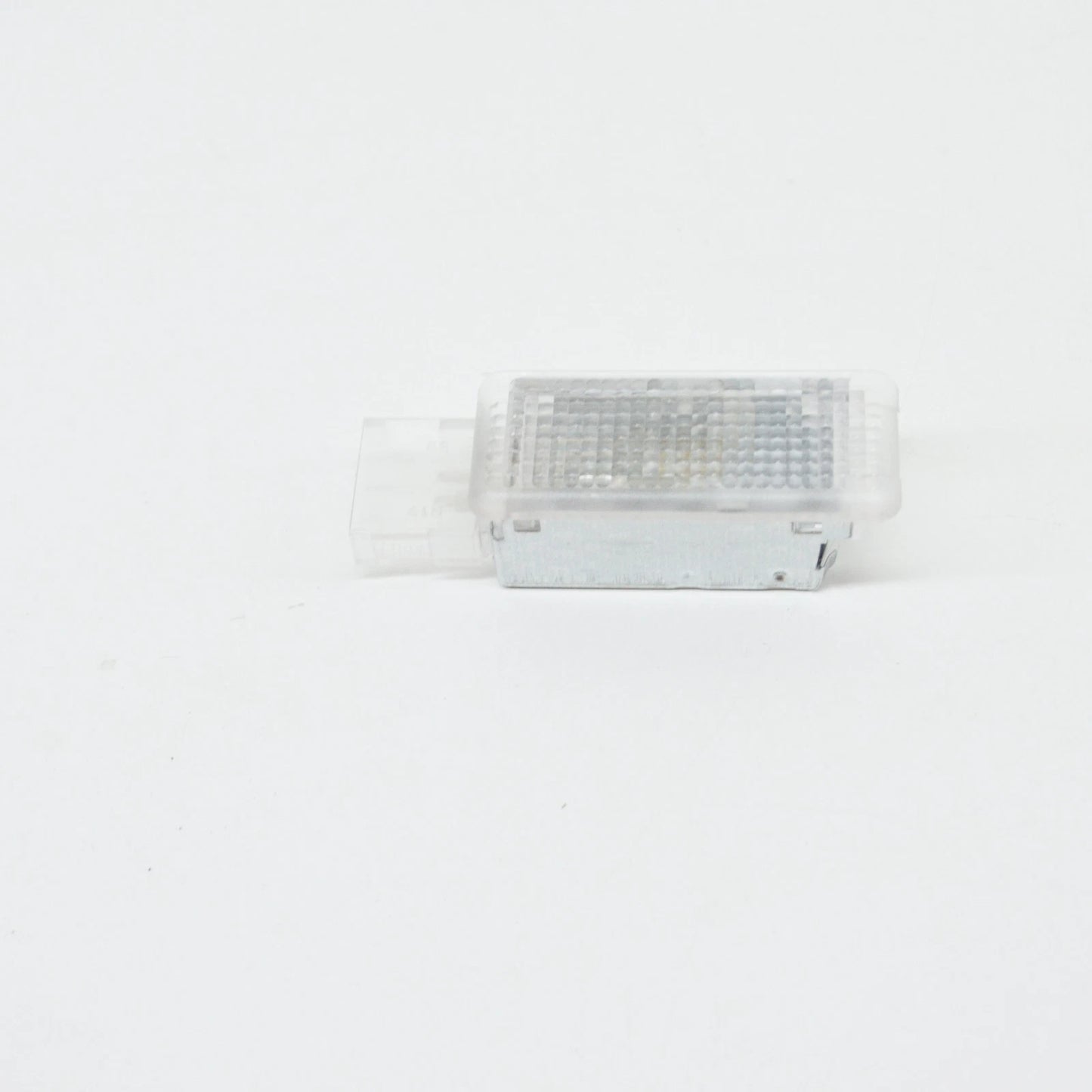 NEW VOLKSWAGEN PASSAT B6 GLOVE COMPARTMENT BOX INTERIOR LIGHT 6L0947415A