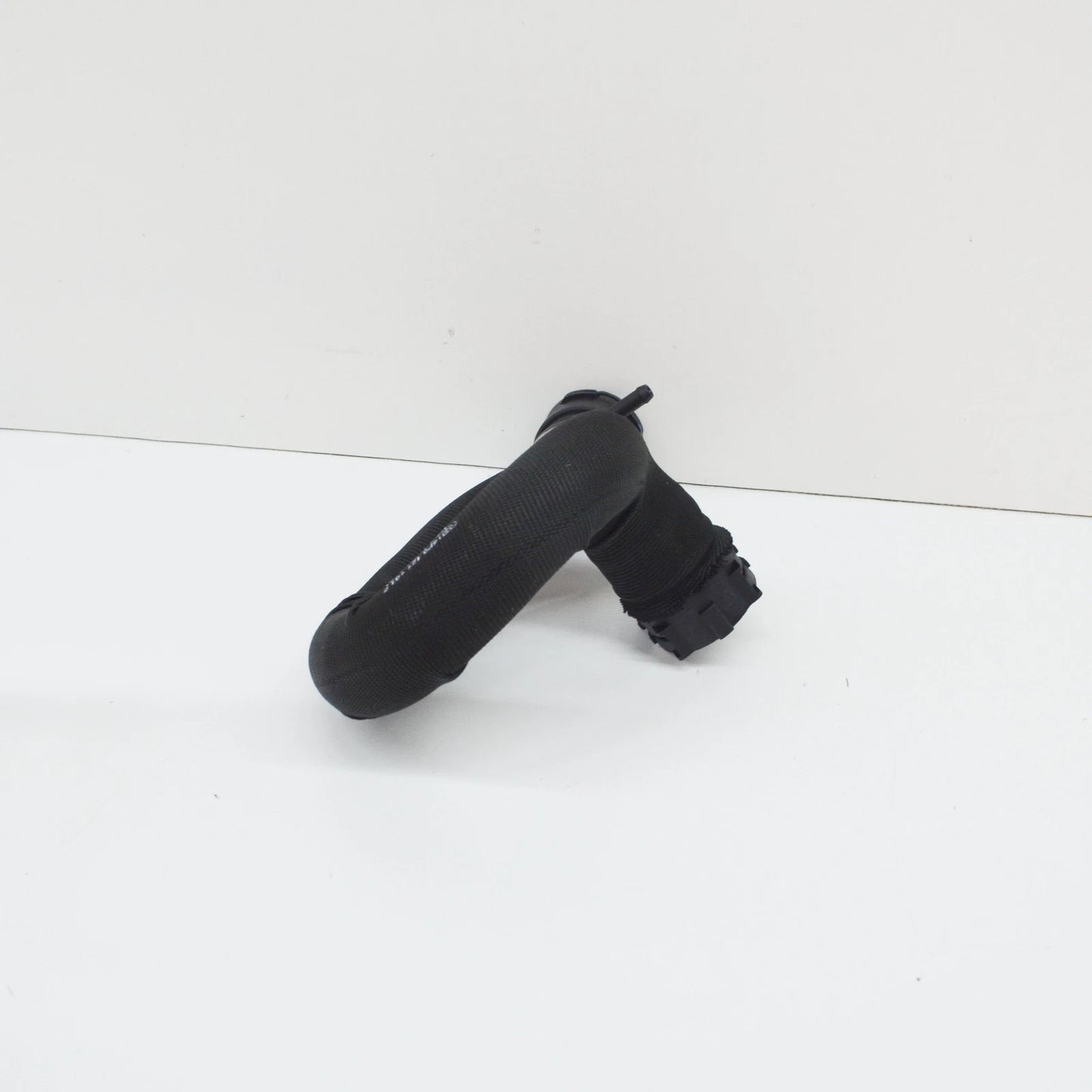 NEW AUDI A6 C6 UPPER RADIATOR COOLANT HOSE 4F0121101F