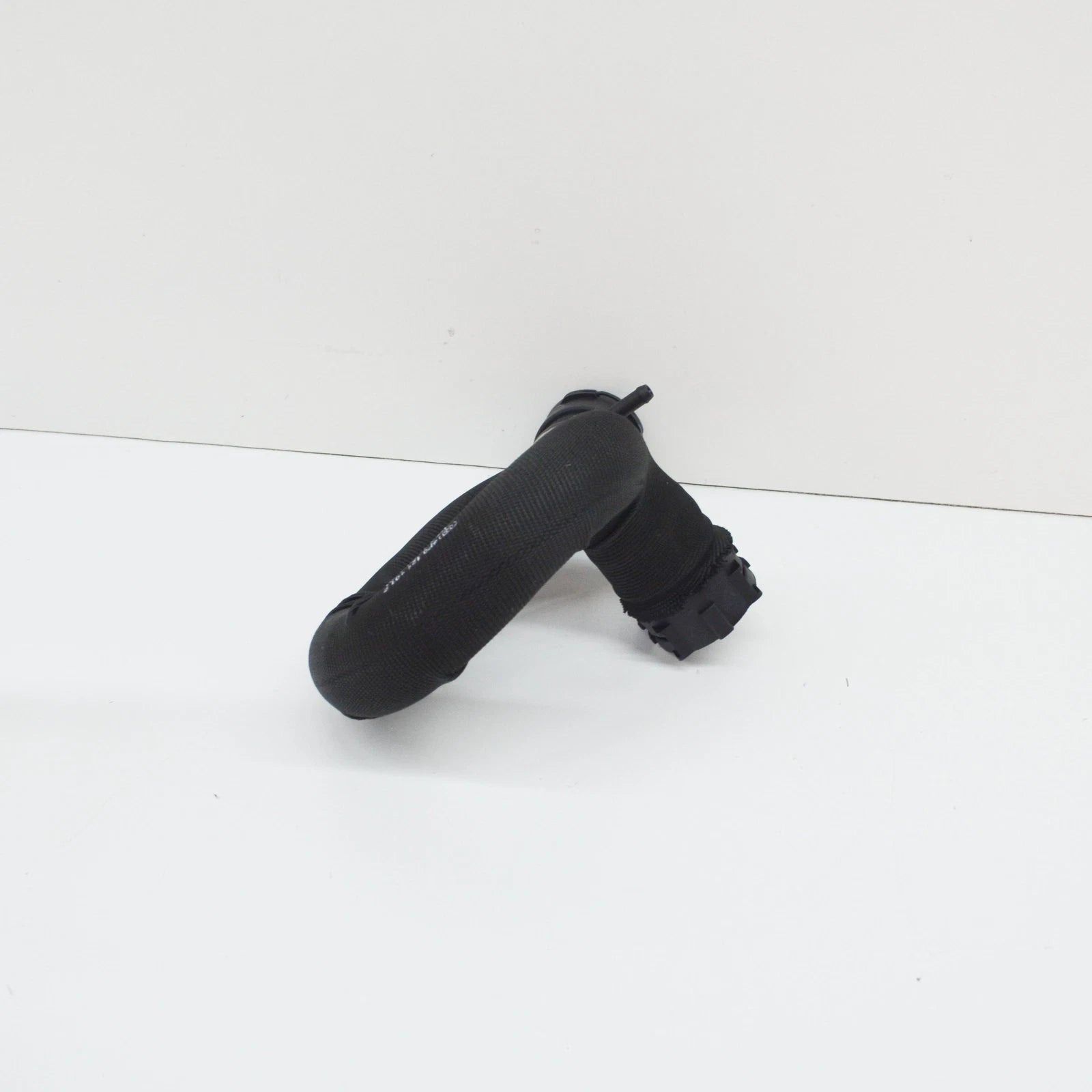 NEW AUDI A6 C6 UPPER RADIATOR COOLANT HOSE 4F0121101F