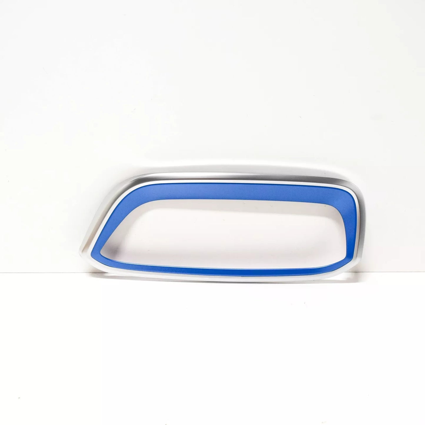 NEW BMW I3 L01 FRONT BUMPER LEFT SIDE RADIATOR GRILLE 51137375883 ORIGINAL