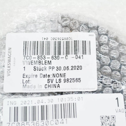 NEW VW CRAFTER MK2 SZ REAR VW LOWER EMBLEM BADGE MOUNTING 7C0853630C041