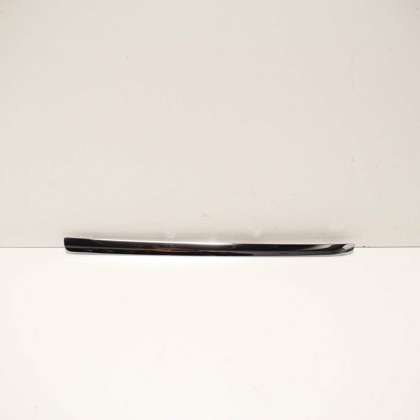 NEW MB GLA X156 RADIATOR GRILLE SHELL LEFT TOP TRIM A1568850921 ORIGINAL