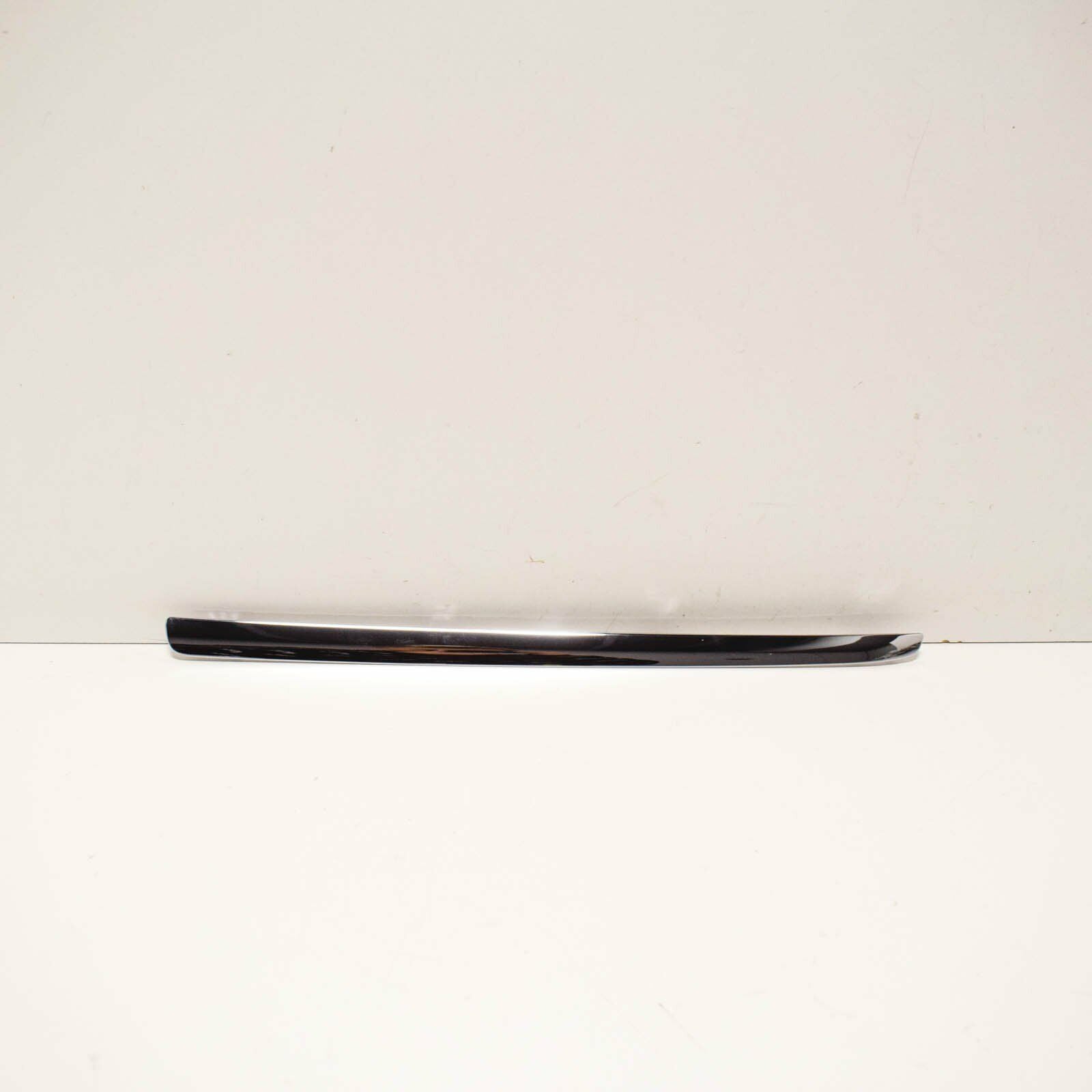 NEW MB GLA X156 RADIATOR GRILLE SHELL LEFT TOP TRIM A1568850921 ORIGINAL