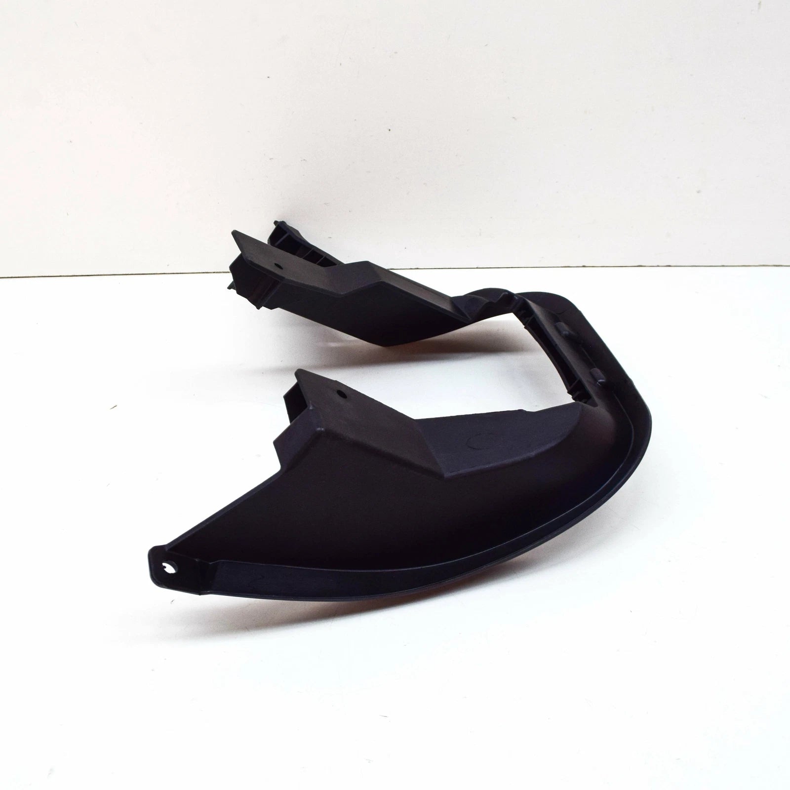 NEW MERCEDES-BENZ GLA X156 REAR LEFT EXHAUST PIPE BRACKET A1568850114 ORIGINAL