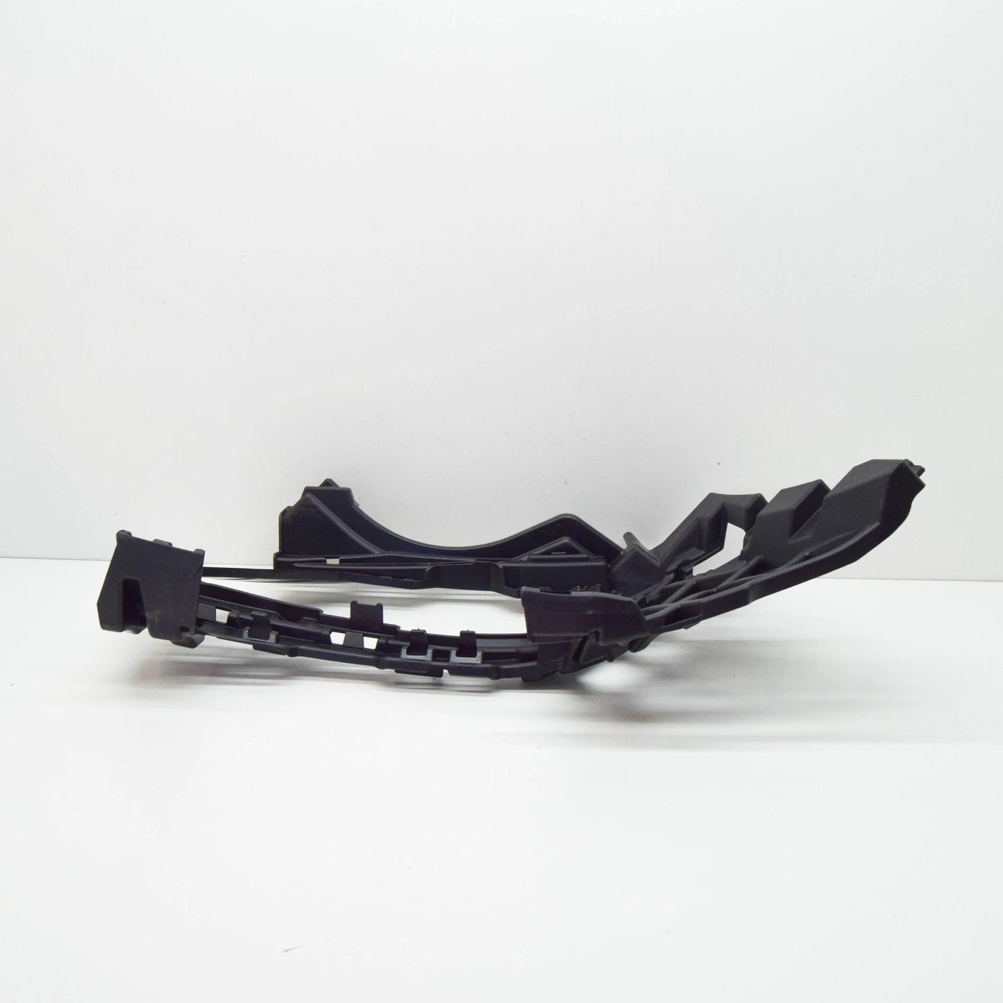 NEW VOLKSWAGEN TIGUAN AD FRONT BUMPER LEFT SUPPORT TRIM 5NA807723A ORIGINAL