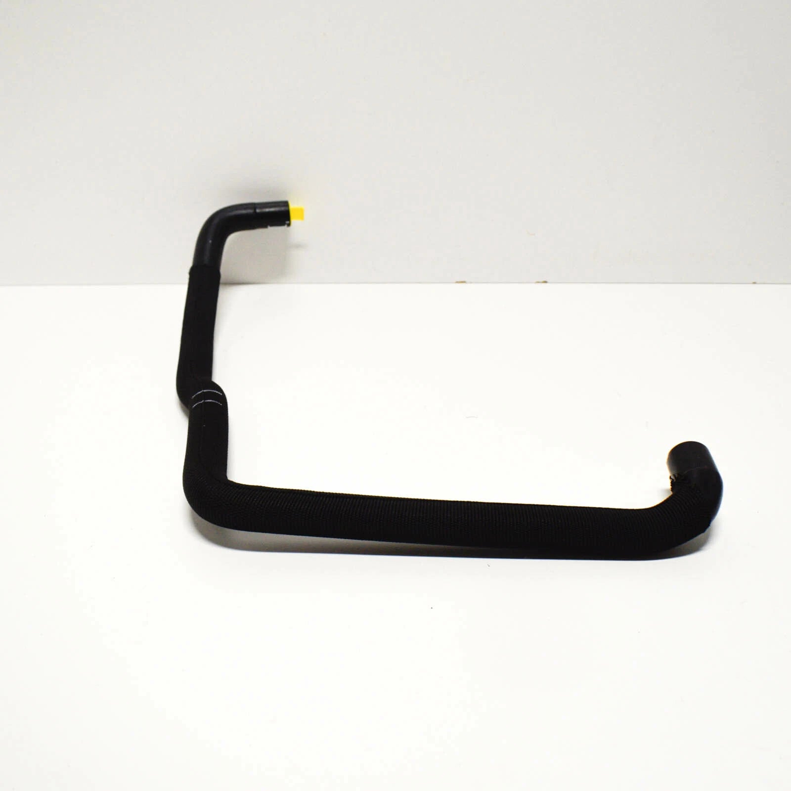 NEW AUDI RS3 8V LEFT OUTER COOLANT HOSE 8V0121103