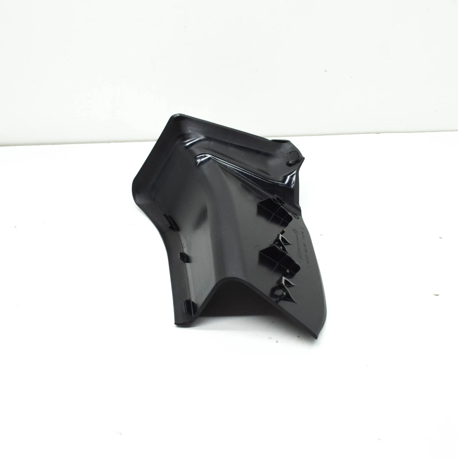 NEW BMW X6 F16 REAR LEFT TAILLIGHT TRIM 63217344897 ORIGINAL