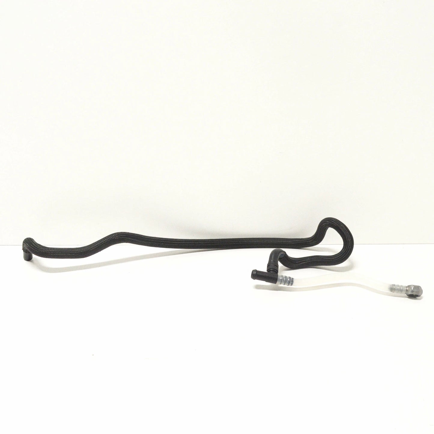 NEW BMW 3 E90 FUEL SUPPLY RETURN LINE 13537789816 7789816 ORIGINAL