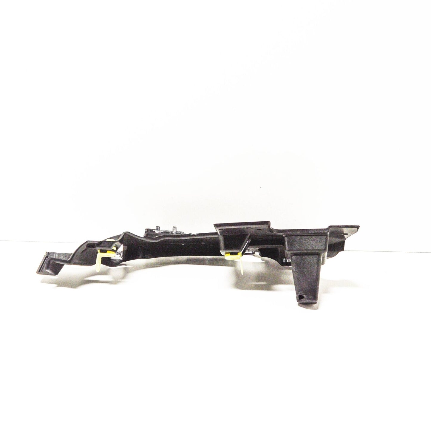 NEW MERCEDES-BENZ C-CLASS W205 RIGHT EXHAUST TIP BRACKET A2058850200 ORIGINAL