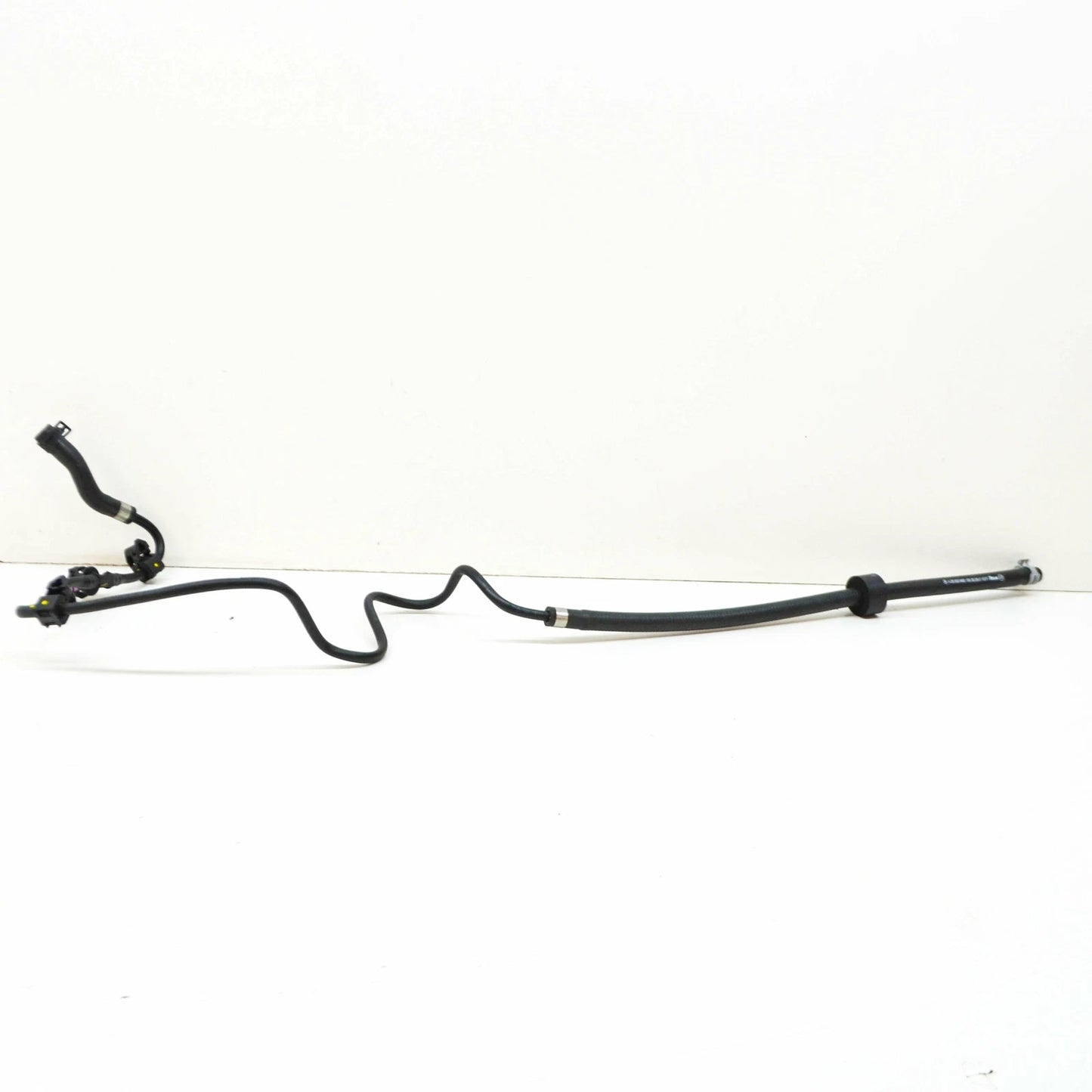 NEW MB GLC C253 HEATING CIRCUIT HOSE FROM HEAT EXCHANGER A2538309400 ORIGINAL