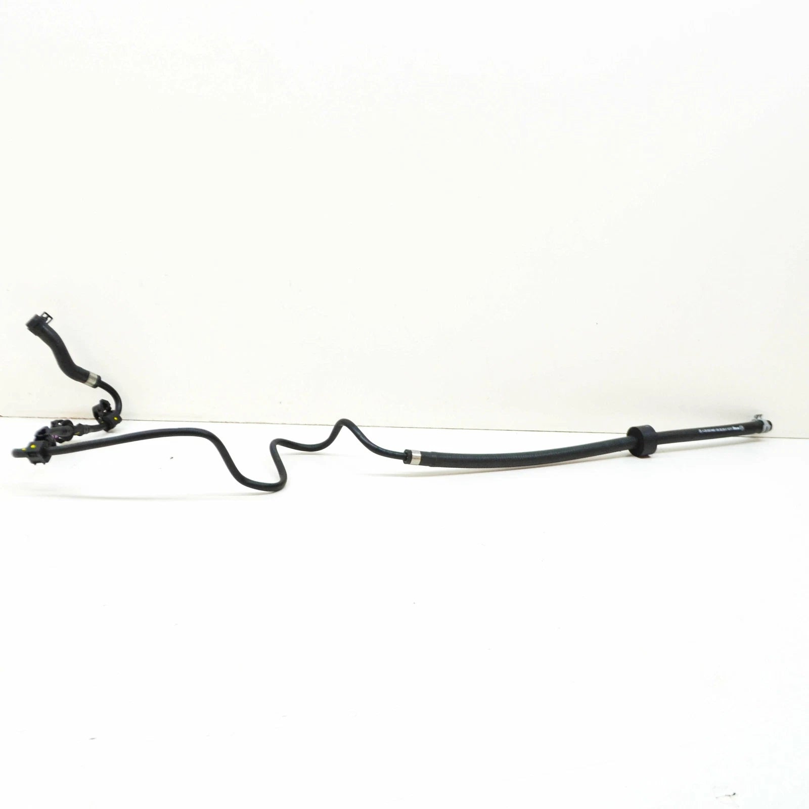 NEW MB GLC C253 HEATING CIRCUIT HOSE FROM HEAT EXCHANGER A2538309400 ORIGINAL