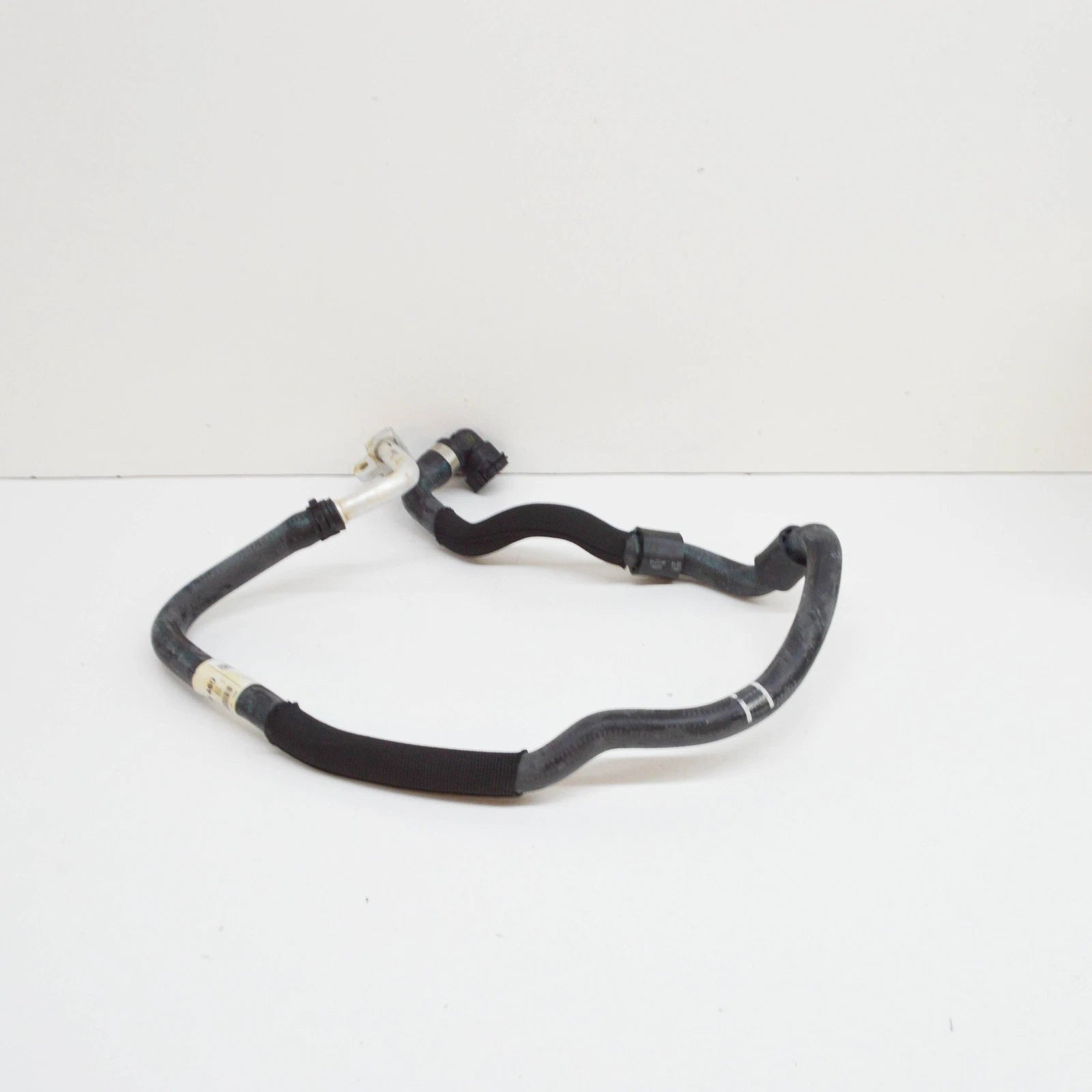 NEW BMW 5 F10 ENGINE COOLANT HOSE 17127639460 7639460 ORIGINAL