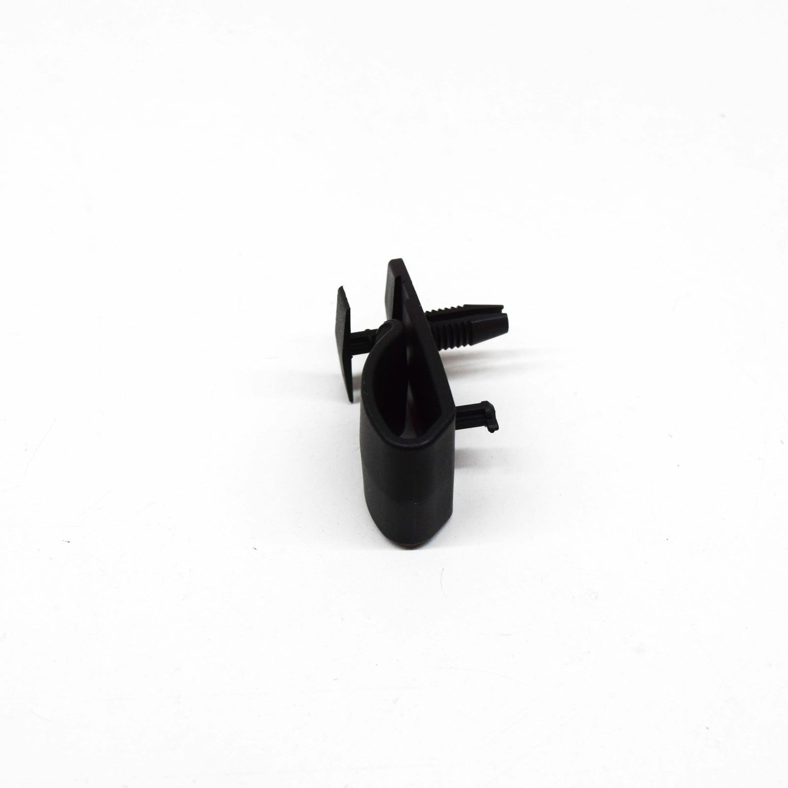 new mercedes-benz c w204 luggage compartment bracket clip a2046930014 original