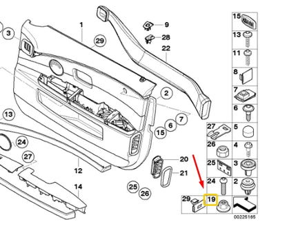 NEW BMW 7 E66 FRONT DOOR TRIM PANEL NUT 51418176418