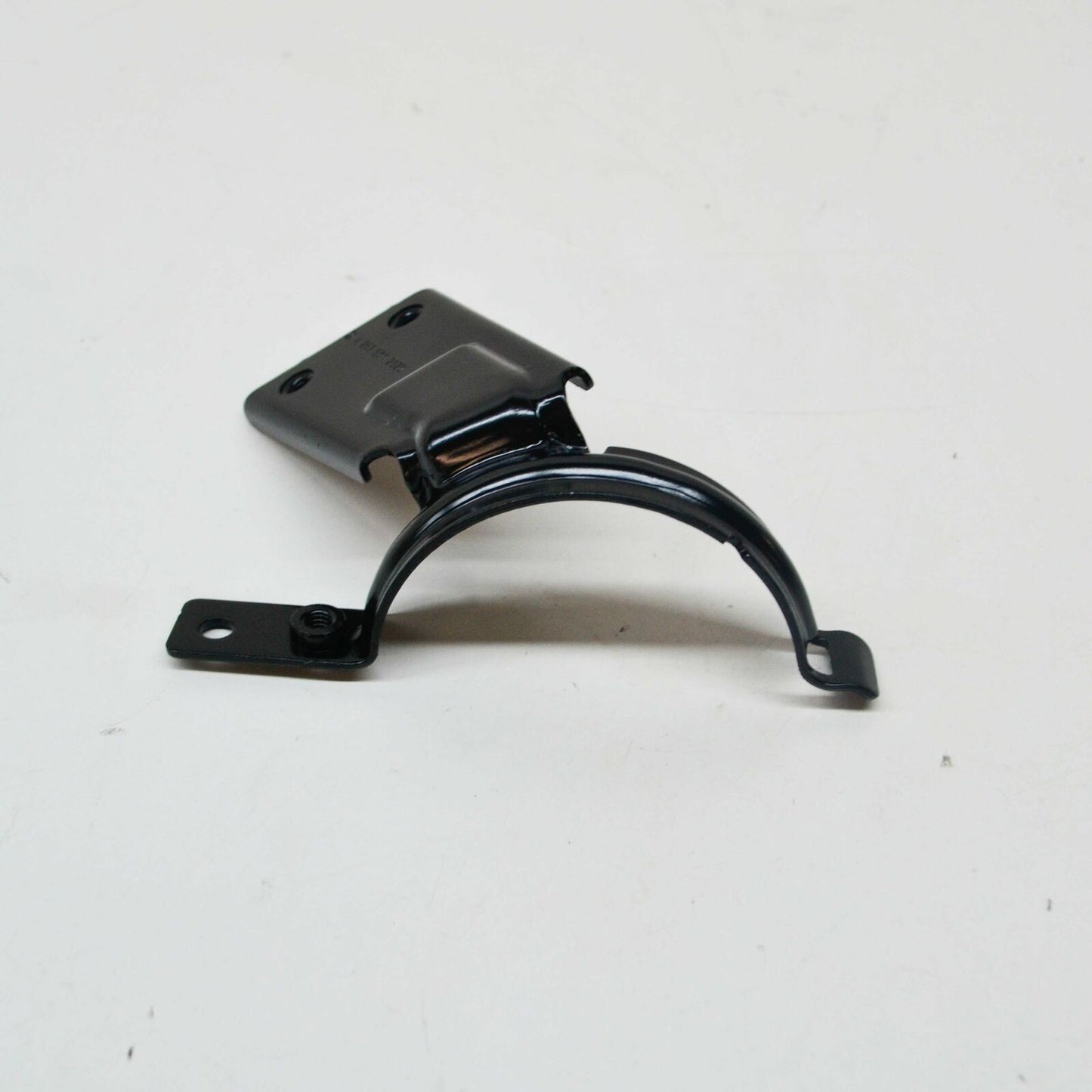 NEW MERCEDES-BENZ GLC COUPE C253 REFRIGERANT PUMP HOLDER A2535012320 ORIGINAL