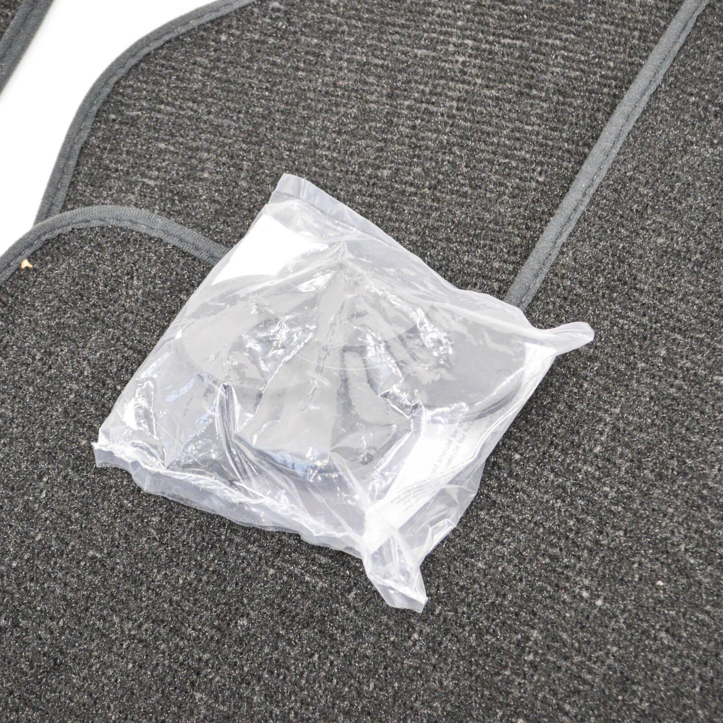 NEW BMW X3 F25 VELOUR FLOOR MATS RHD 51477449445 ORIGINAL