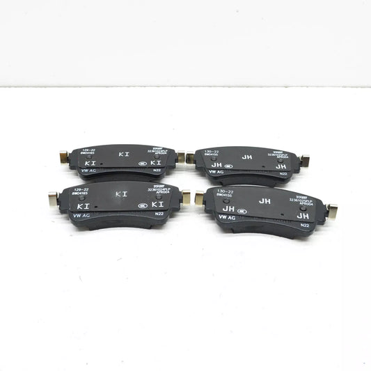 NEW AUDI A4 AVANT B9 REAR BRAKE PADS SET 8W0698451BG