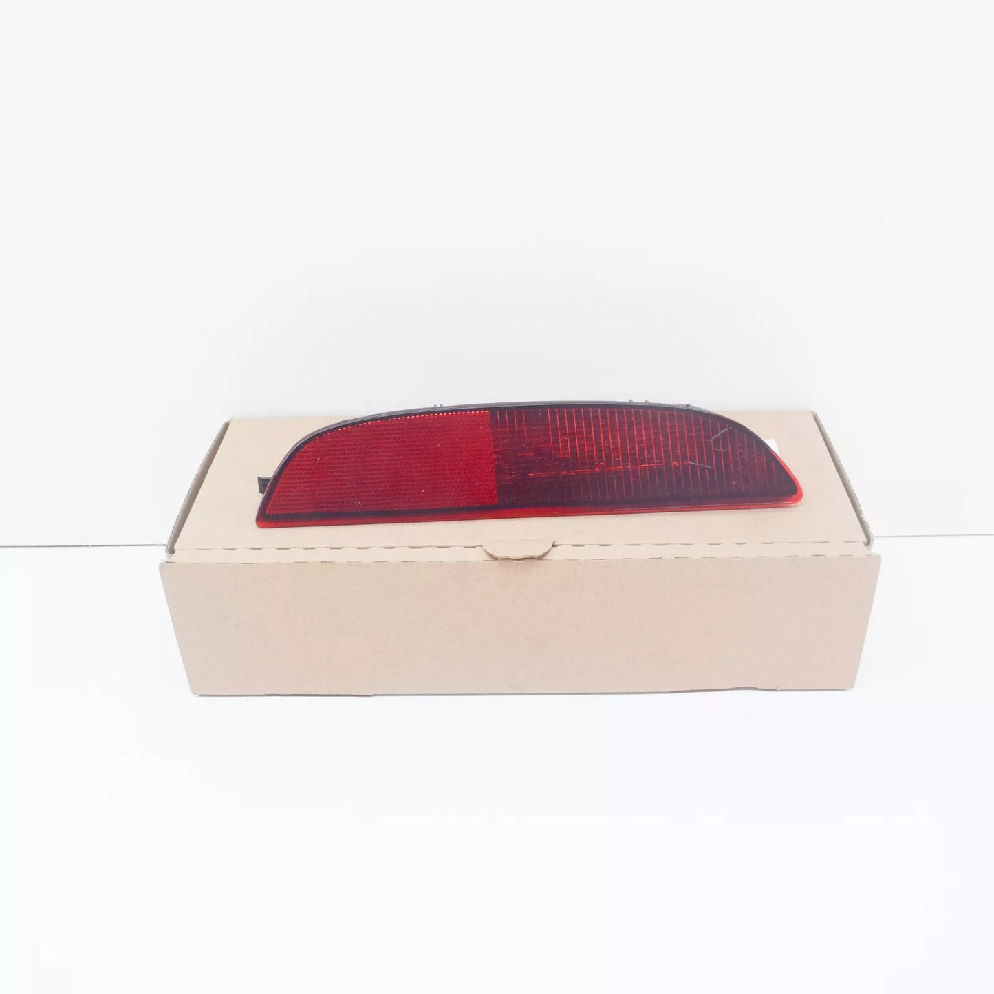 NEW BMW X6 F86 REAR LEFT BUMPER REFLECTOR 63147850259 7850259 ORIGINAL