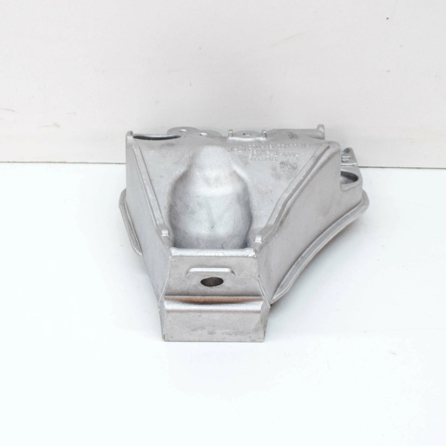 NEW BMW 3 GT F34 LEFT ENGINE SUPPORT BRACKET 22116797831 ORIGINAL