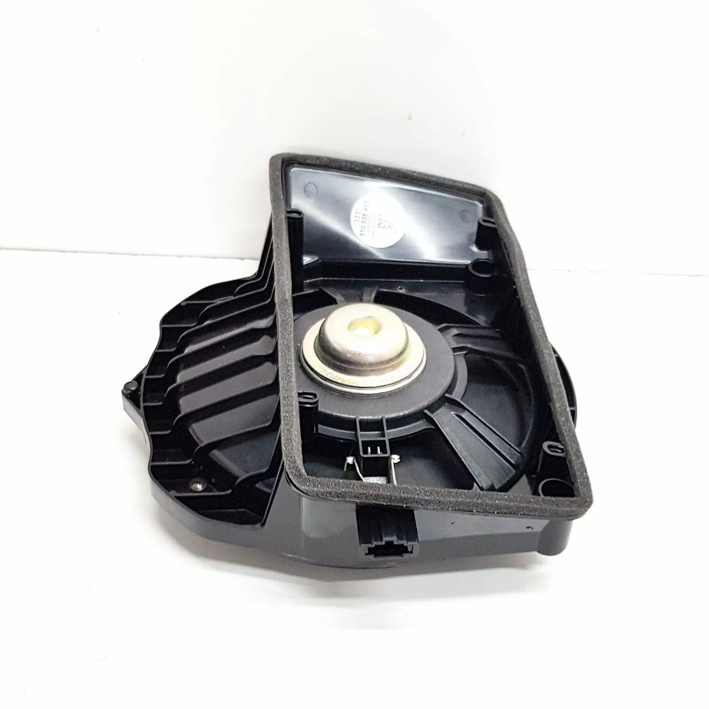 NEW AUDI A4 B8 REAR CENTRE BASS LOUDSPEAKER 8T0035412