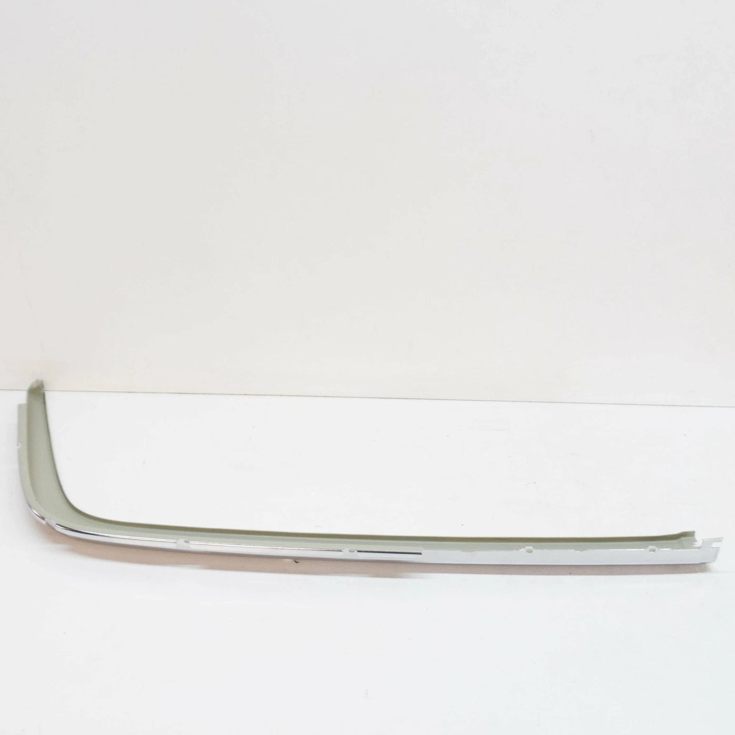 NEW MERCEDES-BENZ SL R107 FRONT BUMPER LEFT FACE BAR COVER A1078850901 ORIGINAL