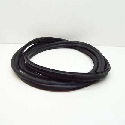 NEW MERCEDES-BENZ E W210 REAR TRUNK LID SEAL A2107500198 ORIGINAL